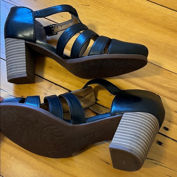 CLARKS Ciera Gull Heels Sandals Women's 7 Black Leather Gladiator 3” Block Heel - Picture 6 of 7